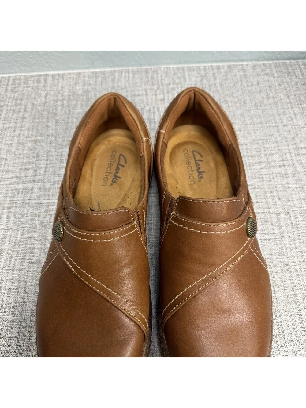 Clarks Shoes Women's Size 6.5M Brown Tan Leather Caroline Pearl Slip-Ons